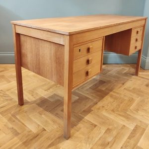 Domino Oak Desk